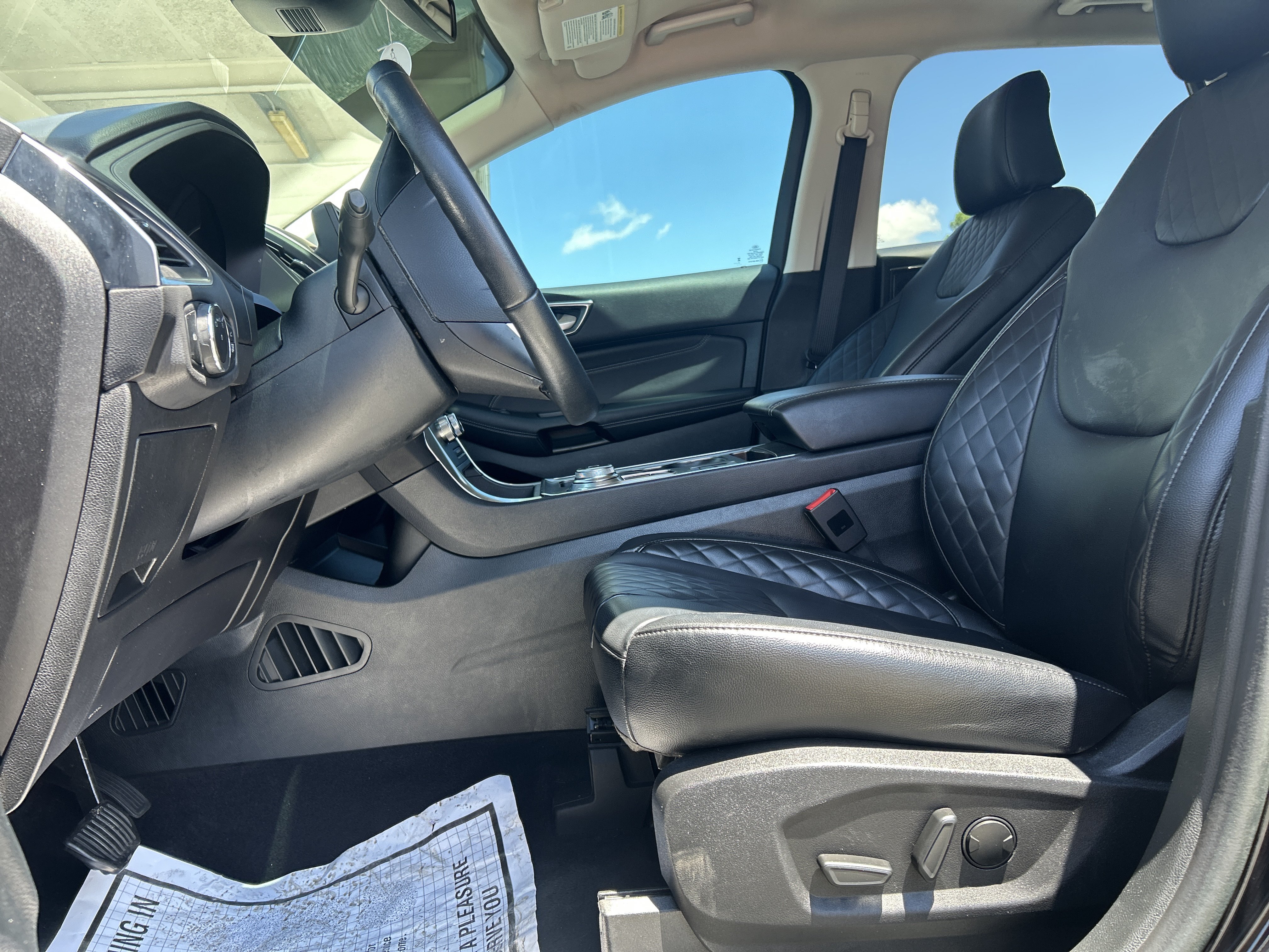 Certified 2024 Ford Edge Titanium AWD/4WD image 10