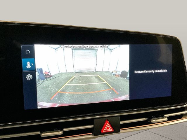 Used 2025 Hyundai Elantra Limited FWD image 20