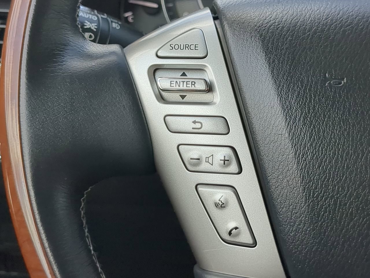 Used 2018 INFINITI QX80 2WD image 24