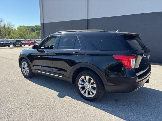 Certified 2024 Ford Explorer XLT w/ Equipment Group 202A AWD/4WD image 30