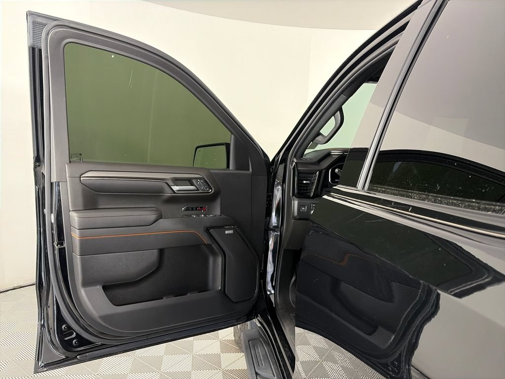 Used 2023 GMC Sierra 1500 AT4 w/ AT4 Premium Package AWD/4WD image 10