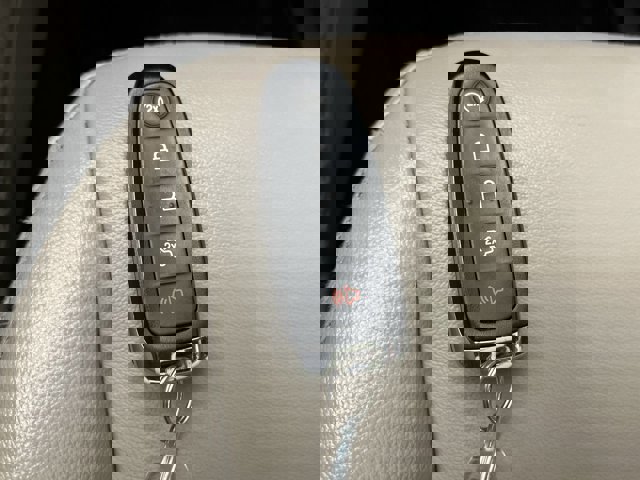 Certified 2018 Ford Escape Titanium w/ Ford Safe & Smart Package image 34