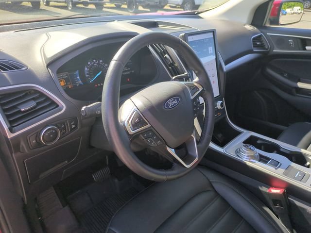 Certified 2024 Ford Edge SEL w/ Convenience Package AWD/4WD image 15