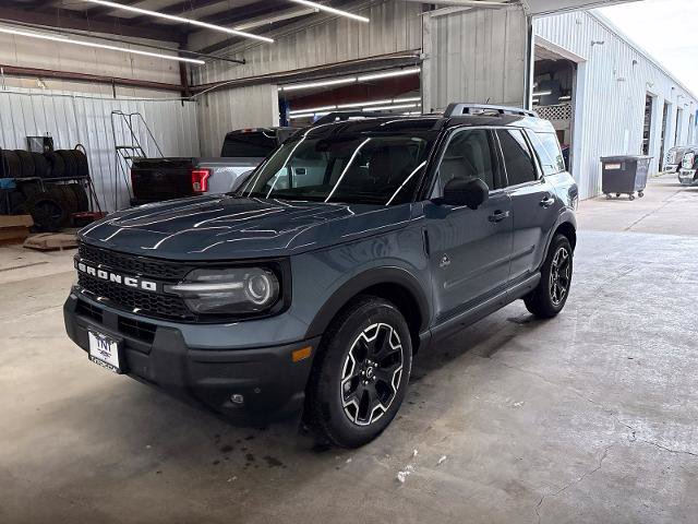 Certified 2025 Ford Bronco Sport Outer Banks w/ Outer Banks Tech Package+ AWD/4WD image 4