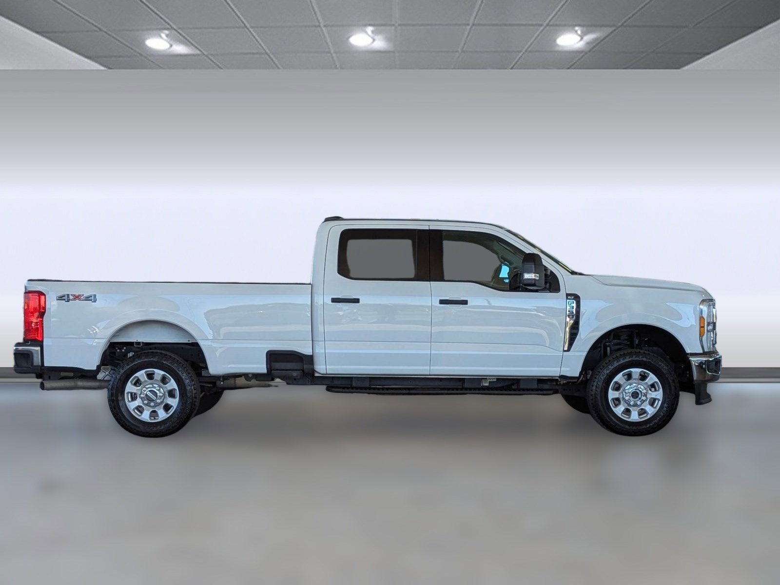 Certified 2024 Ford F350 XLT w/ Snow Plow Prep Package image 6