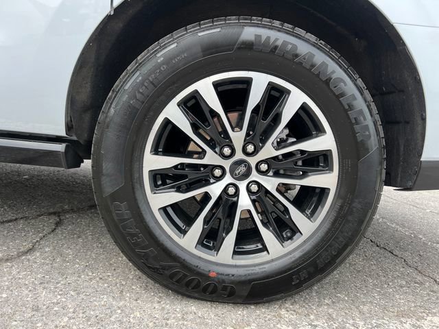 Certified 2025 Ford Expedition Max Platinum AWD/4WD image 23
