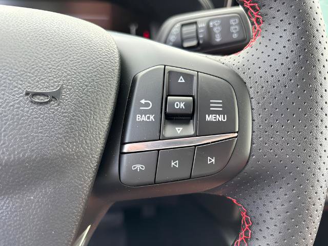 Certified 2025 Ford Escape ST-Line Select w/ Tech Pack #1 AWD/4WD image 15