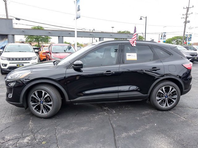 Certified 2022 Ford Escape SE w/ SE Sport Appearance Package AWD/4WD image 6