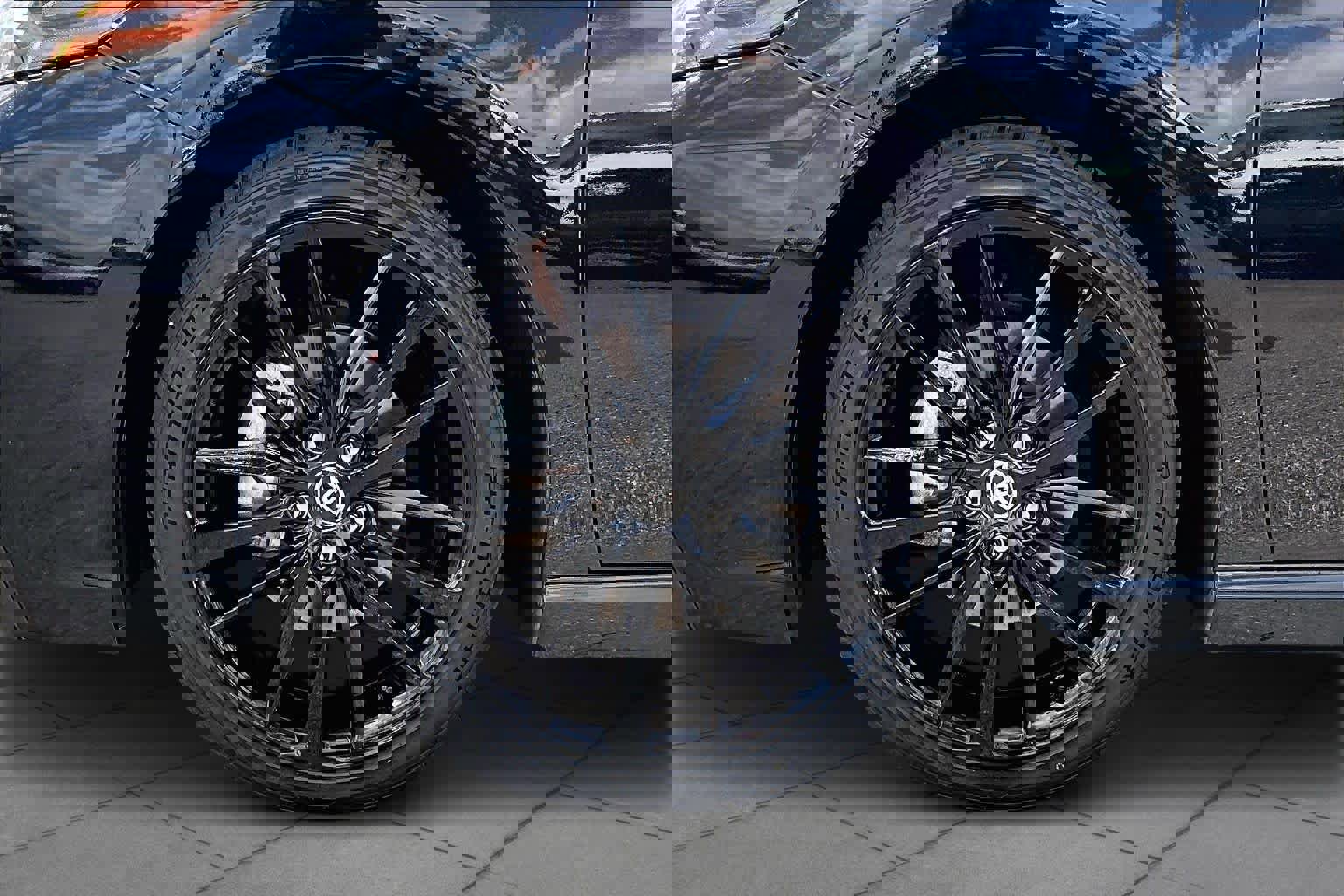 Used 2024 Toyota Camry XSE image 11