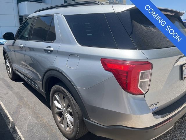 Certified 2023 Ford Explorer XLT w/ Equipment Group 202A AWD/4WD image 4