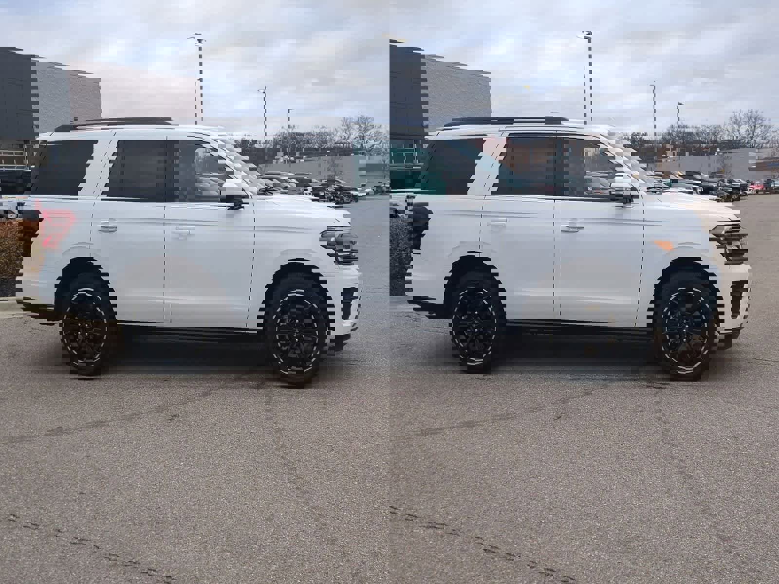 Certified 2023 Ford Expedition Limited image 9