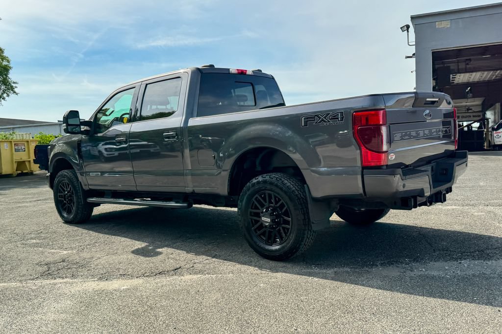 Certified 2022 Ford F350 Lariat w/ Black Appearance Package AWD/4WD image 5