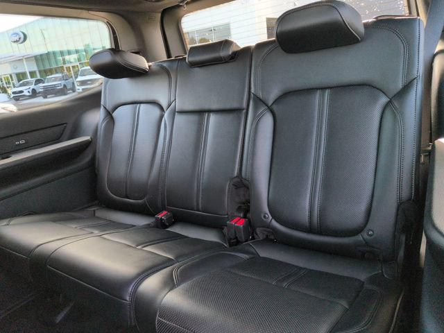 Used 2022 Jeep Wagoneer Series III AWD/4WD image 28
