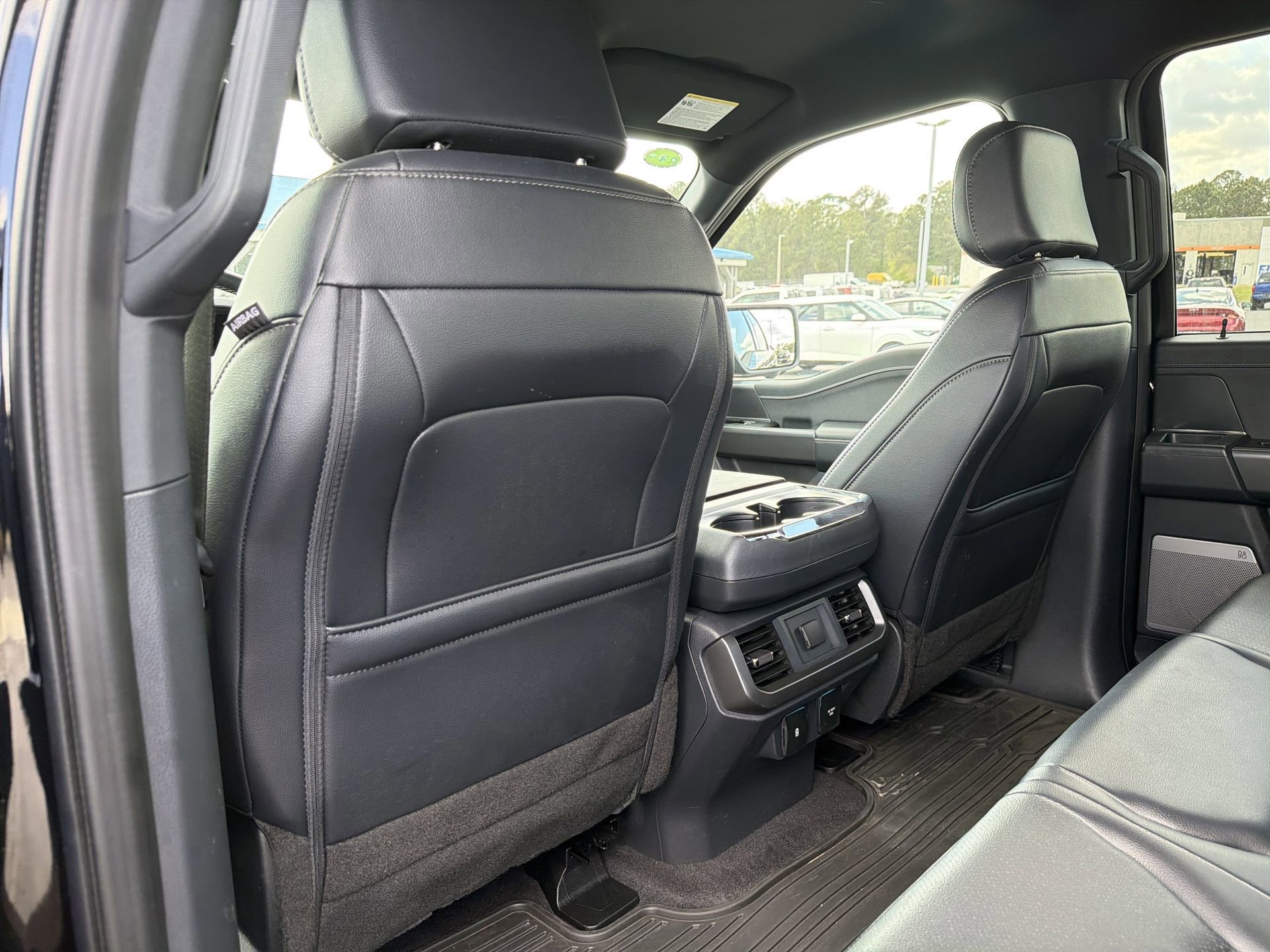 Certified 2025 Ford F150 Lariat w/ Equipment Group 501A Mid image 28