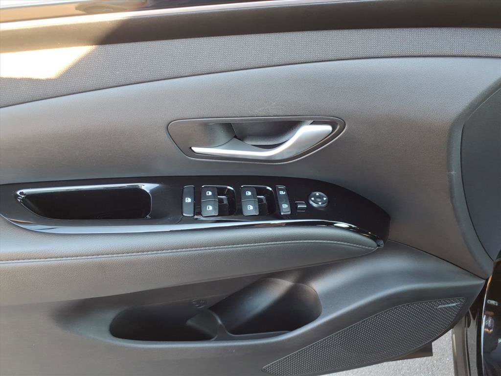 Used 2023 Hyundai Santa Cruz Limited image 11