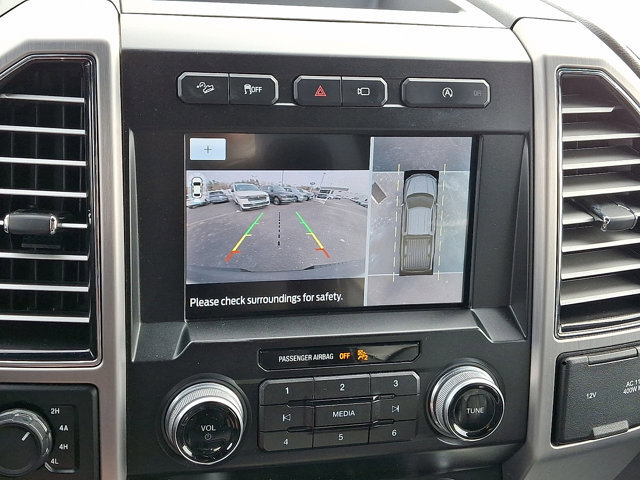 Certified 2019 Ford F150 Platinum w/ Equipment Group 701A Luxury image 17