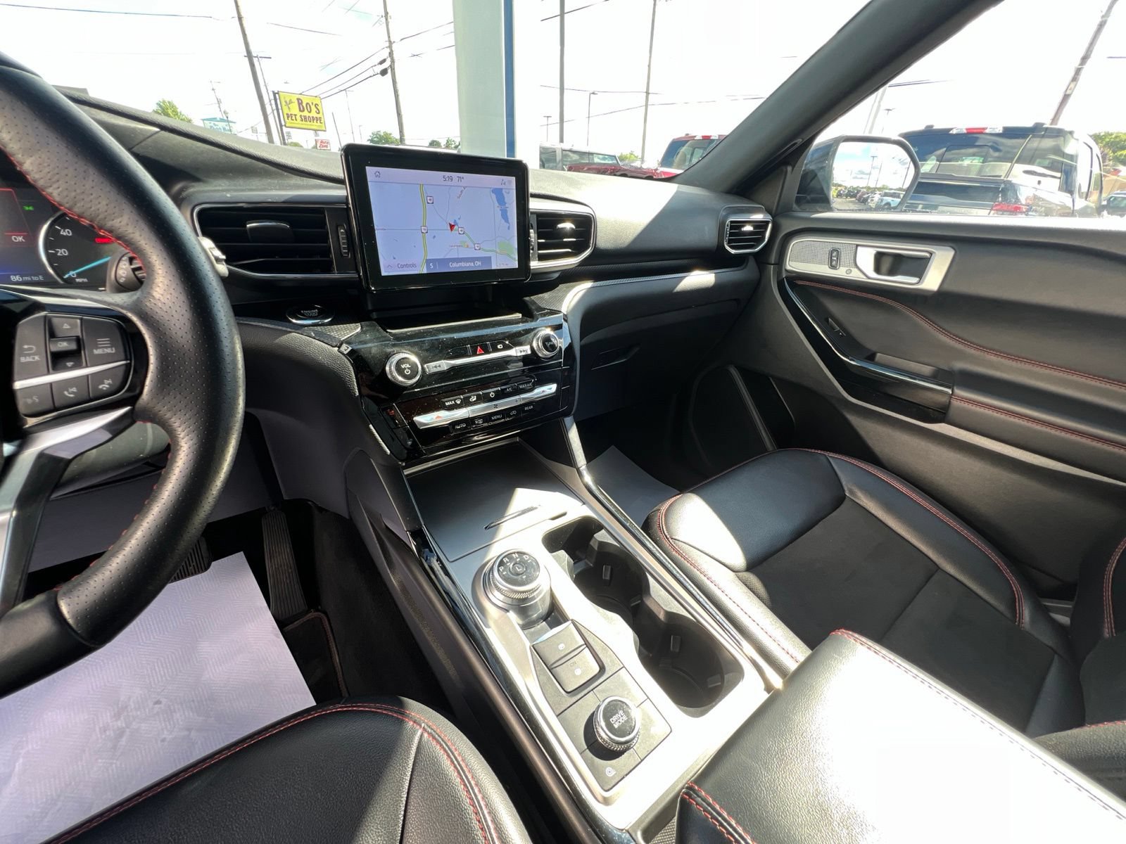 Certified 2023 Ford Explorer ST-Line AWD/4WD image 37