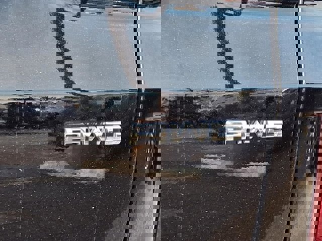 Certified 2024 Ford Escape Platinum image 24