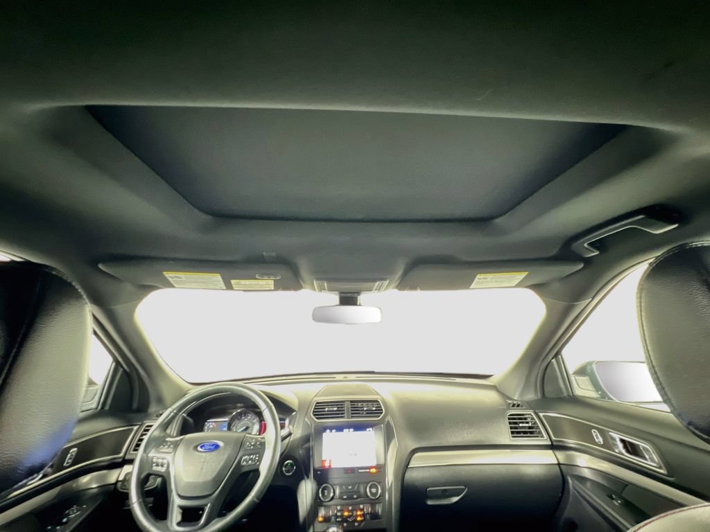 Certified 2019 Ford Explorer XLT w/ Equipment Group 202A AWD/4WD image 41