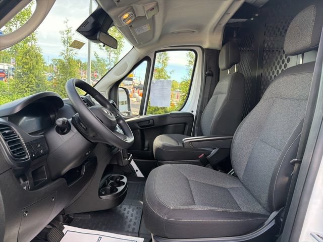 Used 2025 RAM ProMaster 2500 w/ U-Haul Equipment Group FWD image 11