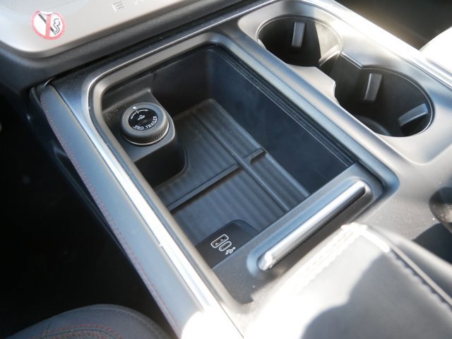 Certified 2025 Ford Expedition Active image 25