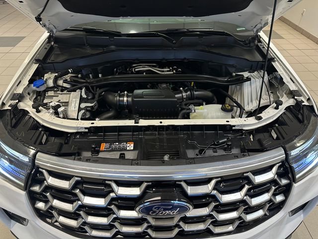 Certified 2025 Ford Explorer Platinum w/ Ultimate Package image 34