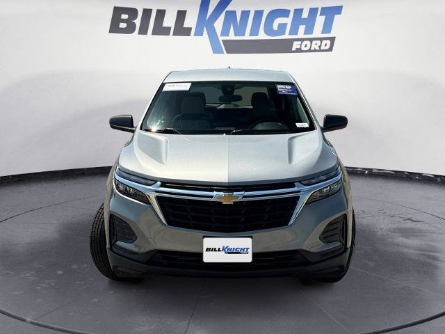 Used 2024 Chevrolet Equinox LS w/ Driver Confidence II Package FWD image 8