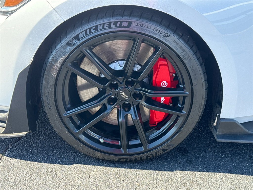 Certified 2021 Ford Mustang Shelby GT500 w/ Technology Package image 12