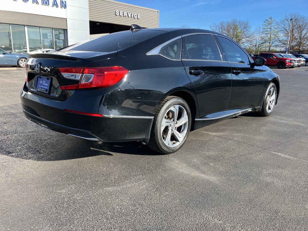Used 2018 Honda Accord EX image 5
