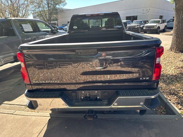 Used 2024 Chevrolet Silverado 2500 LTZ w/ LTZ Convenience Package AWD/4WD image 9
