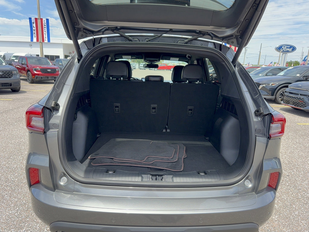 Certified 2023 Ford Escape ST-Line Elite image 7