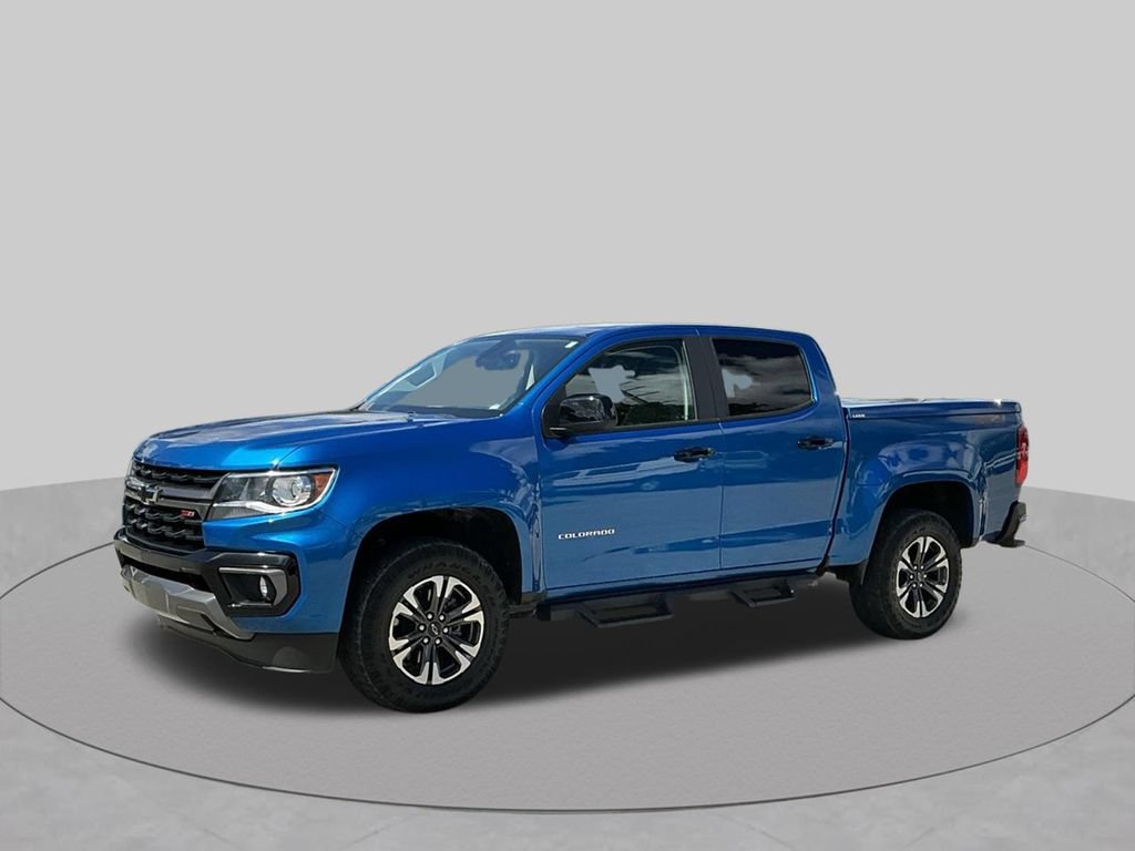 Used 2022 Chevrolet Colorado Z71 AWD/4WD image 3