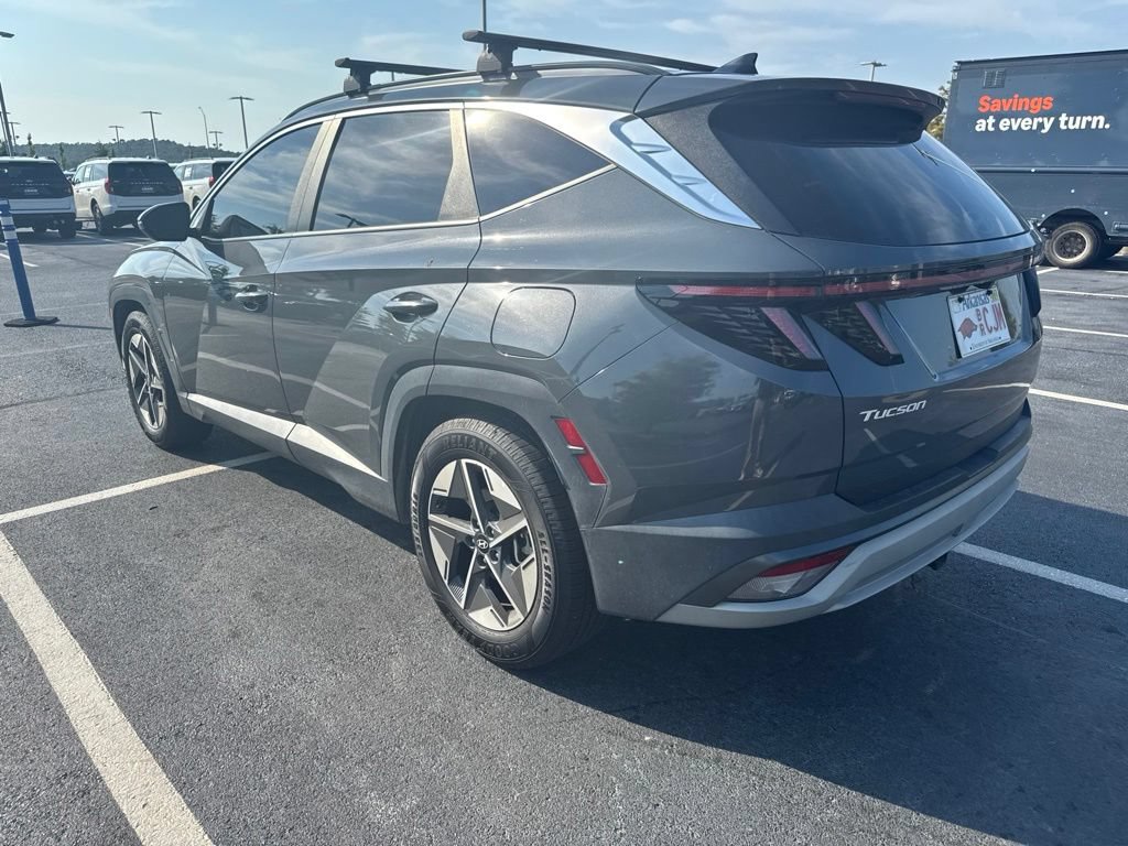 Used 2025 Hyundai Tucson SEL FWD image 2