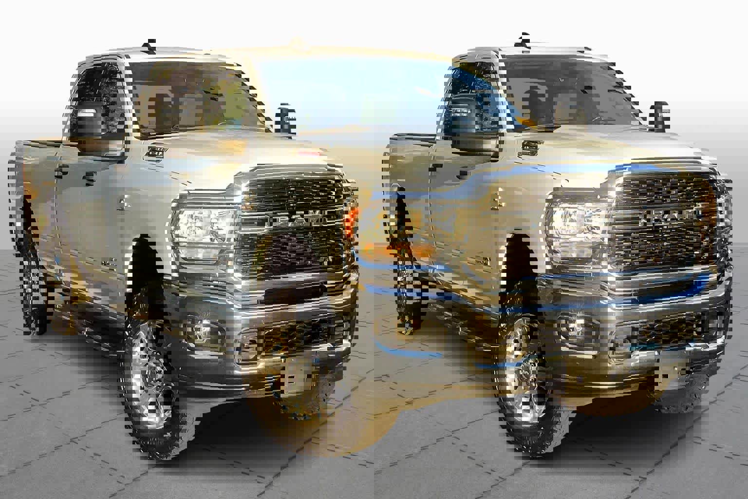 Used 2024 RAM 3500 Big Horn image 5