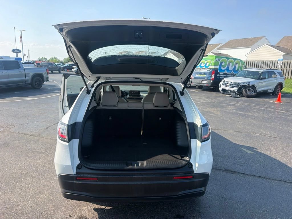 Used 2024 Honda HR-V LX image 46