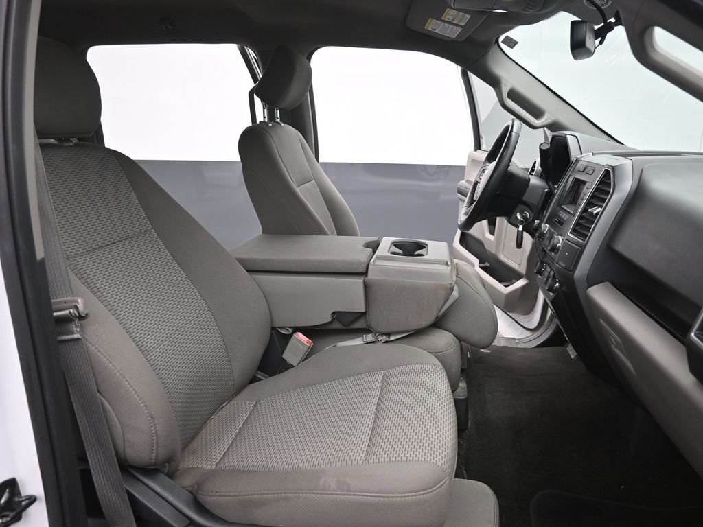 Certified 2018 Ford F150 XLT w/ Equipment Group 301A Mid image 21