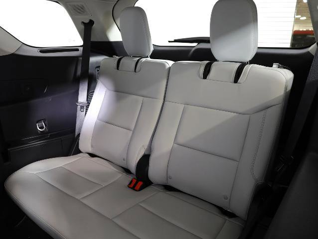 Certified 2025 Ford Explorer Platinum w/ Ultimate Package image 12