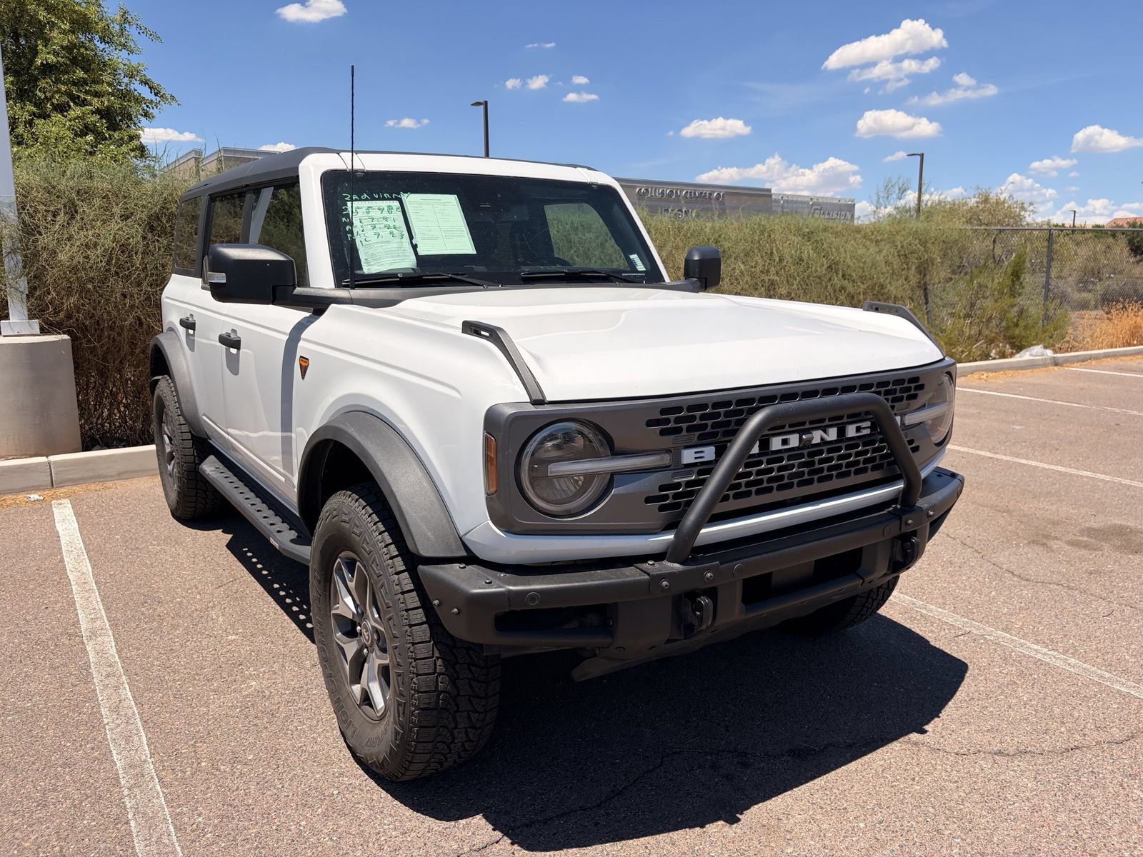 Certified 2023 Ford Bronco Badlands AWD/4WD image 3