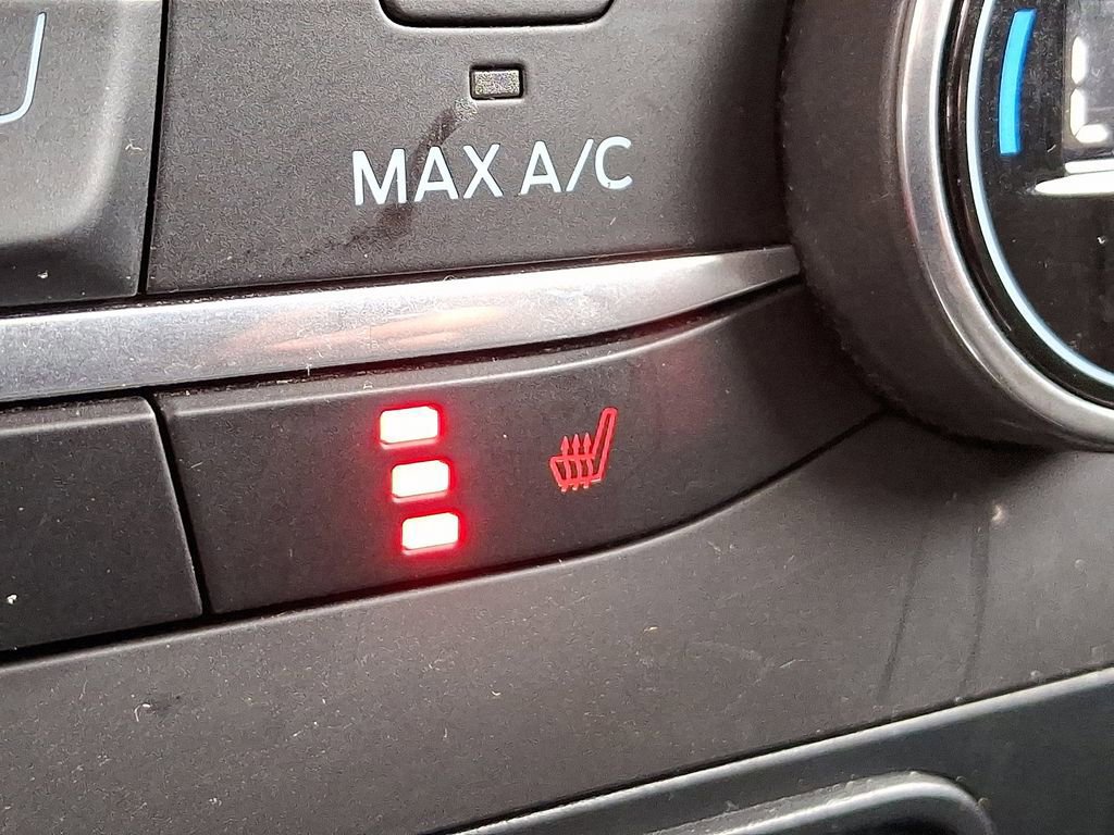 Certified 2021 Ford EcoSport SE w/ SE Convenience Package image 28