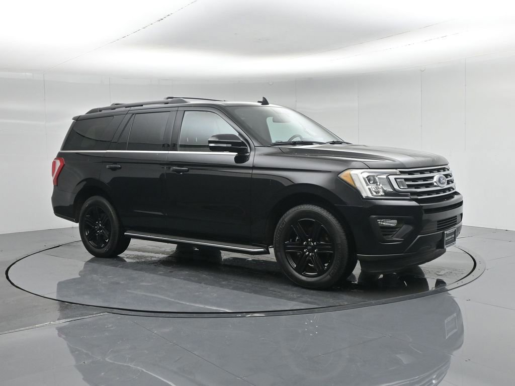 Certified 2020 Ford Expedition XLT w/ Equipment Group 202A image 3