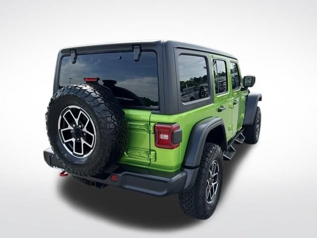 Used 2025 Jeep Wrangler Unlimited Rubicon w/ Convenience Group AWD/4WD image 9