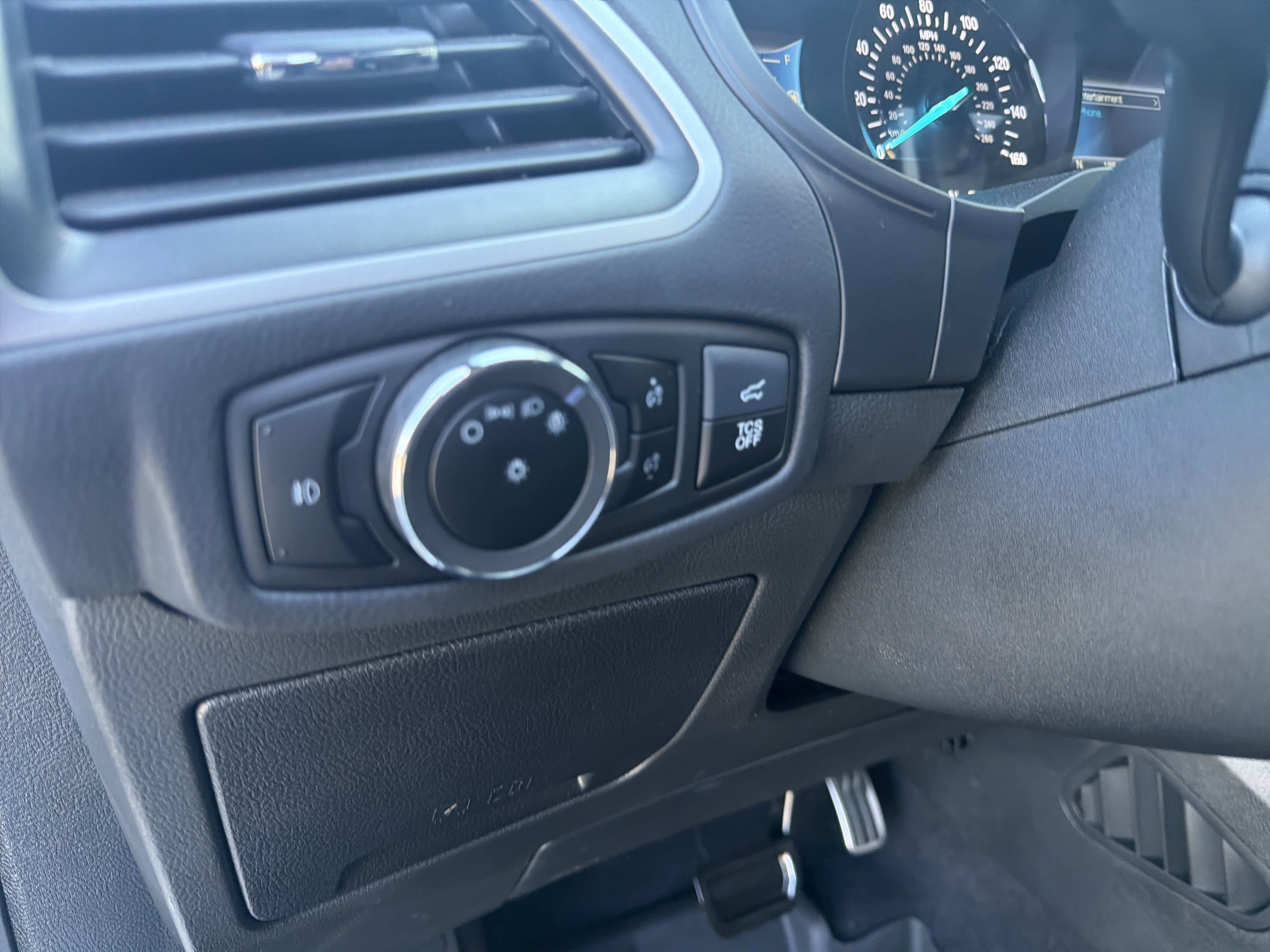 Certified 2023 Ford Edge ST-Line AWD/4WD image 30