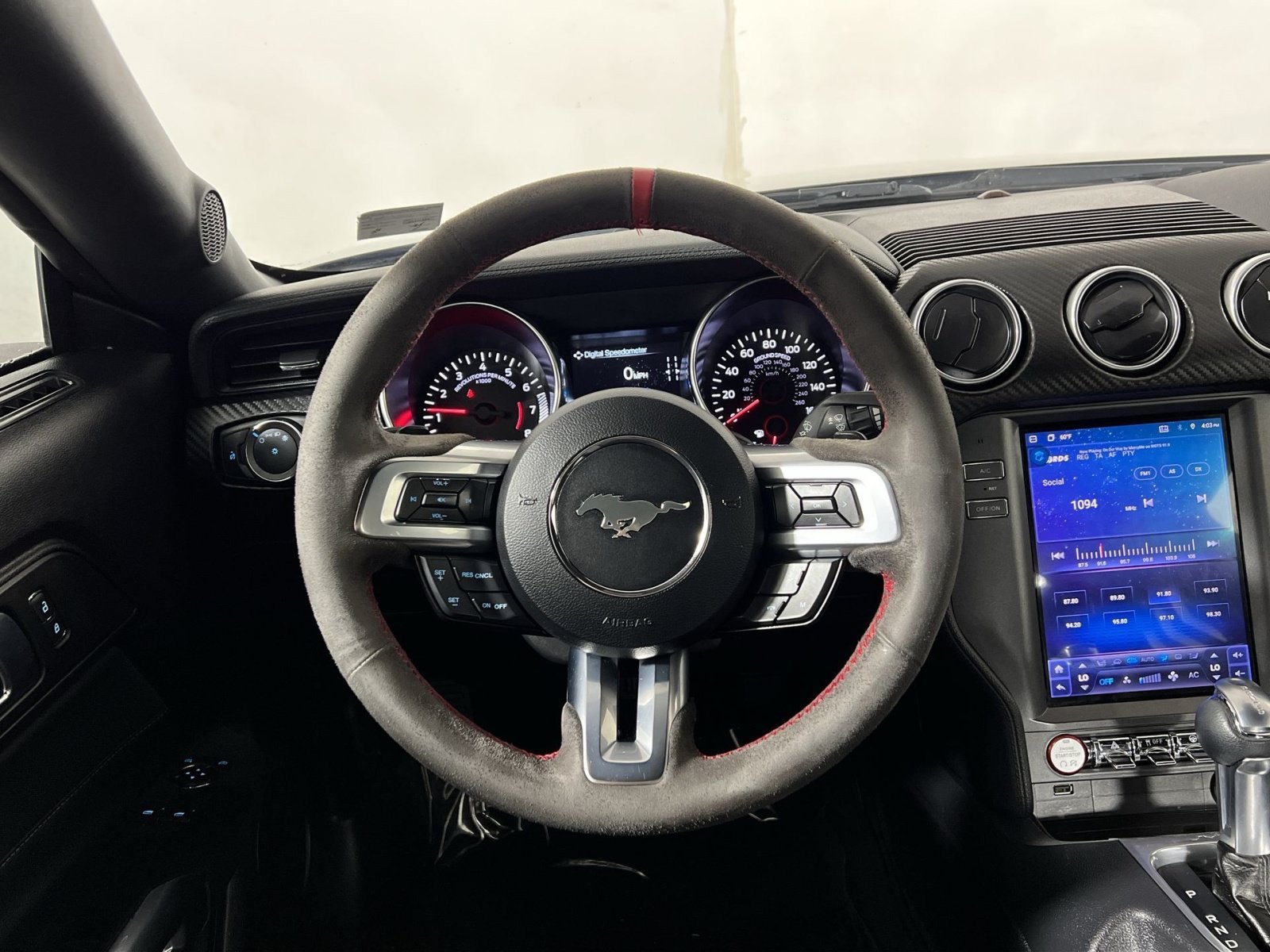 Certified 2022 Ford Mustang Coupe RWD image 16