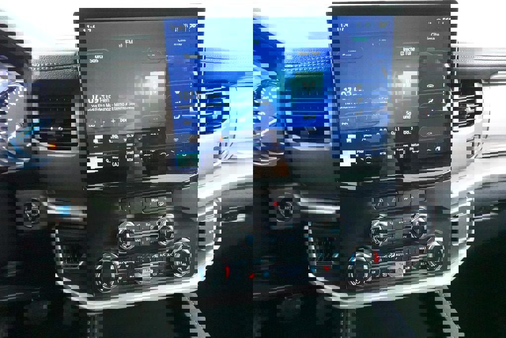 Certified 2024 Ford Expedition Max XLT image 15