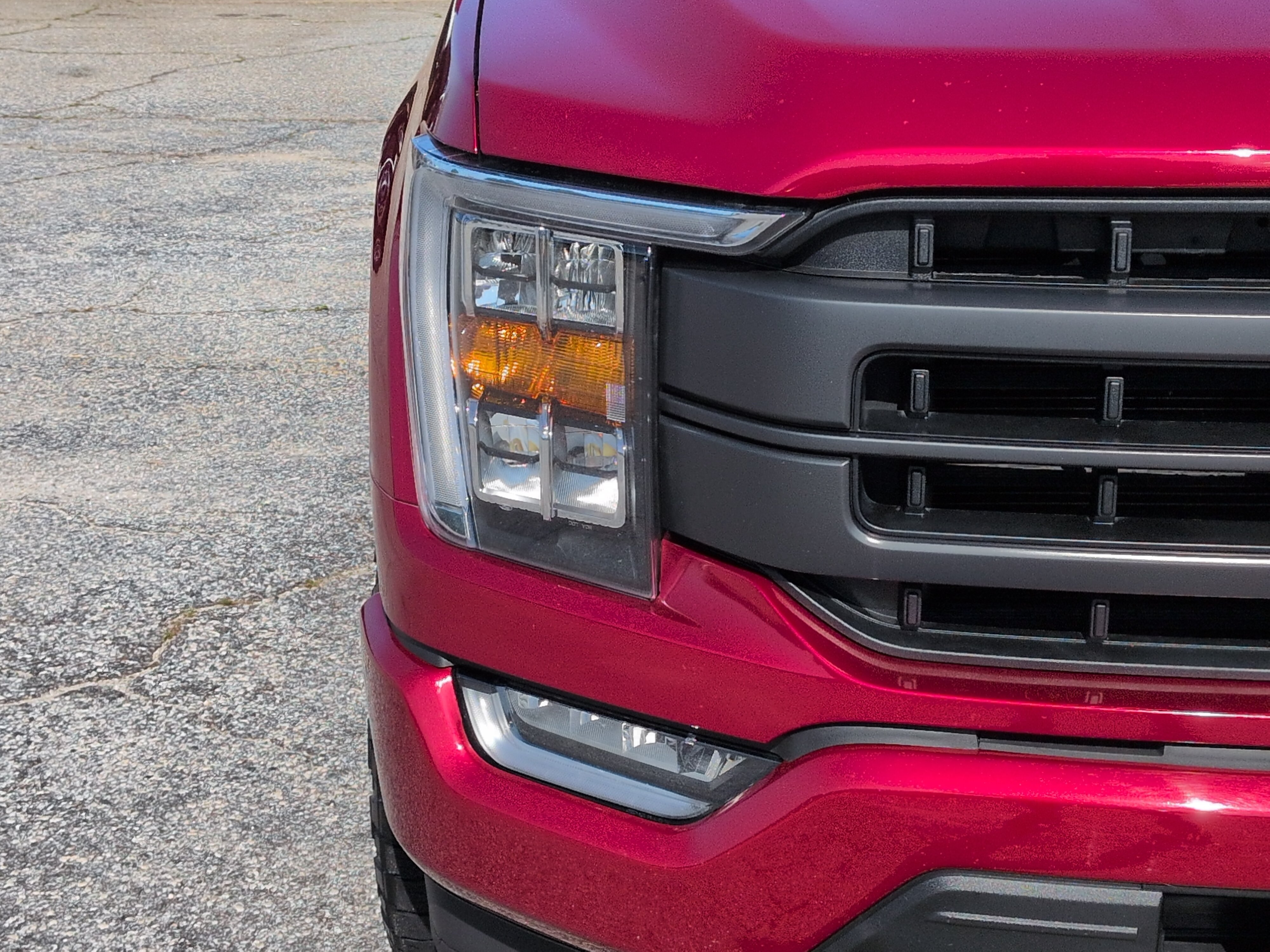Certified 2023 Ford F150 Lariat w/ Max Trailer Tow Package AWD/4WD image 8