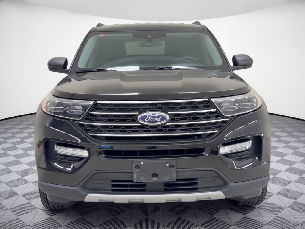 Certified 2023 Ford Explorer XLT w/ Equipment Group 202A RWD image 4