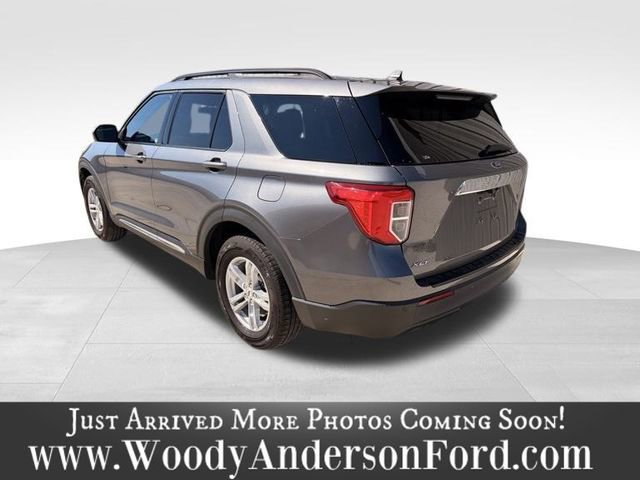 Certified 2022 Ford Explorer XLT image 3