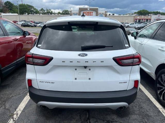 Certified 2024 Ford Escape Active AWD/4WD image 3