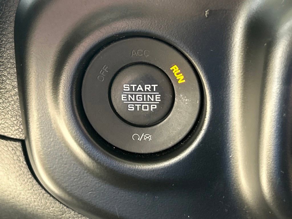 Used 2023 Jeep Gladiator Overland image 40