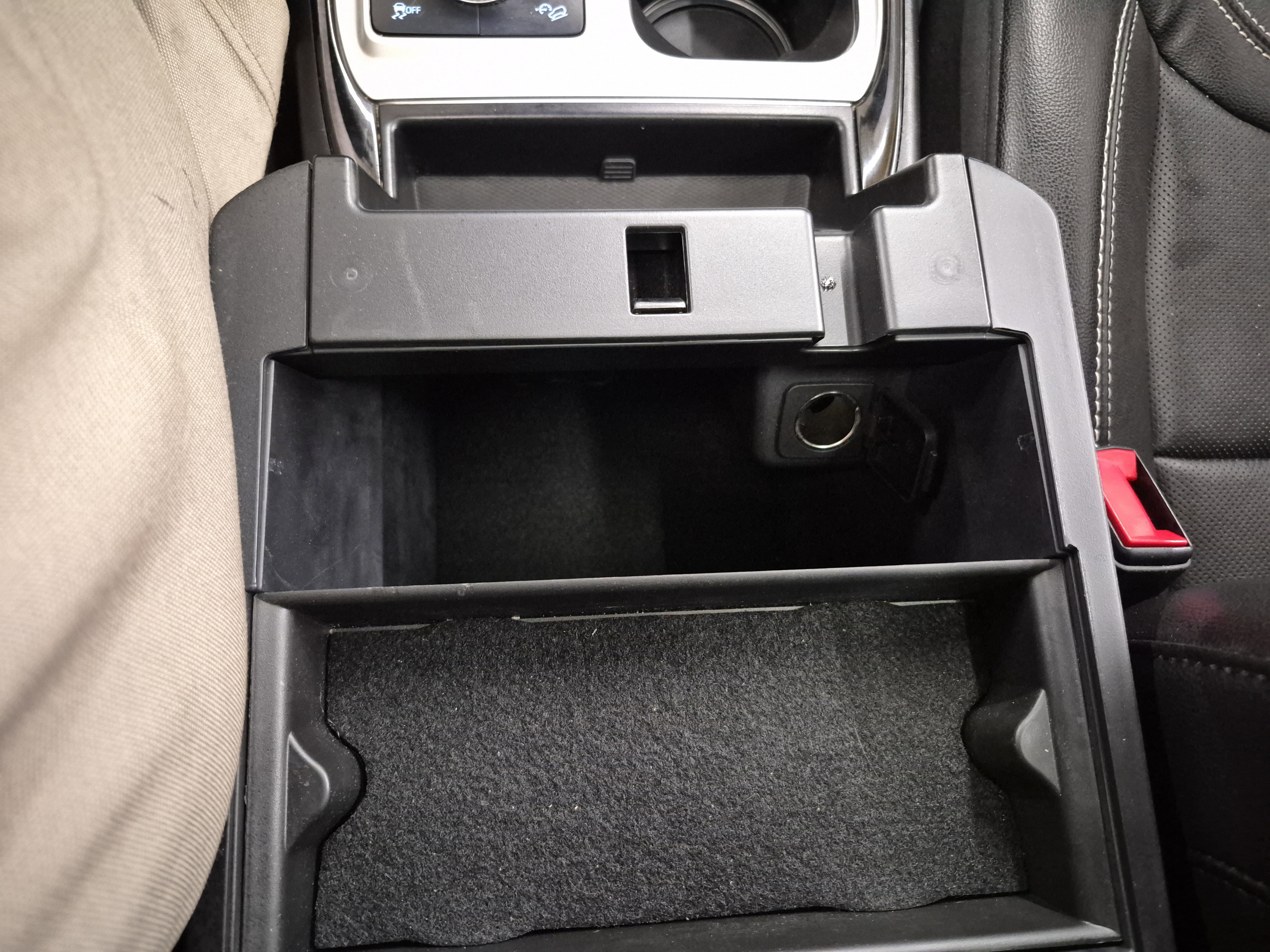 Certified 2021 Ford Explorer ST w/ Equipment Group 401A image 32